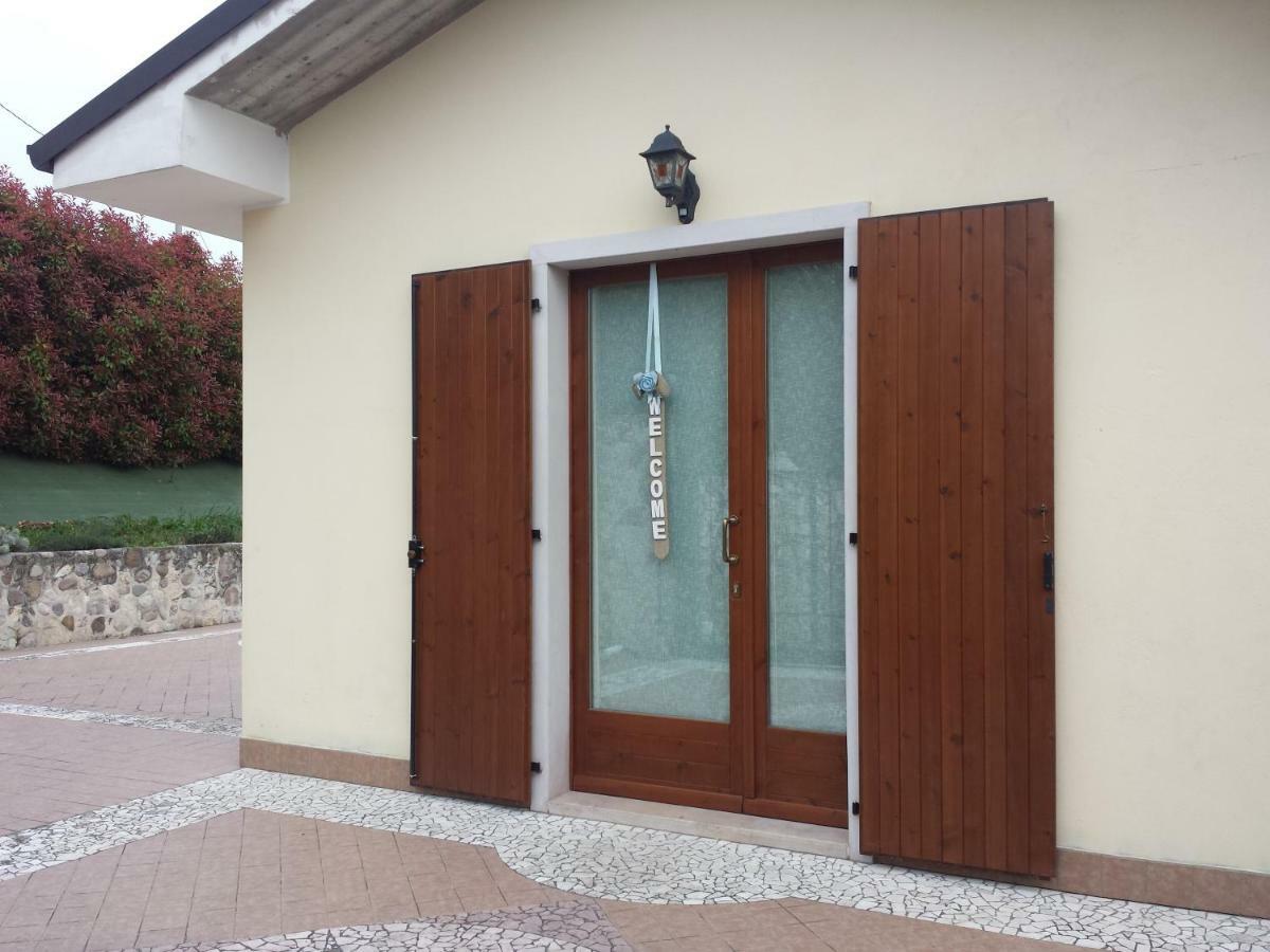 Appartamento Con Giardino A Cisano Di Bardolino Extérieur photo