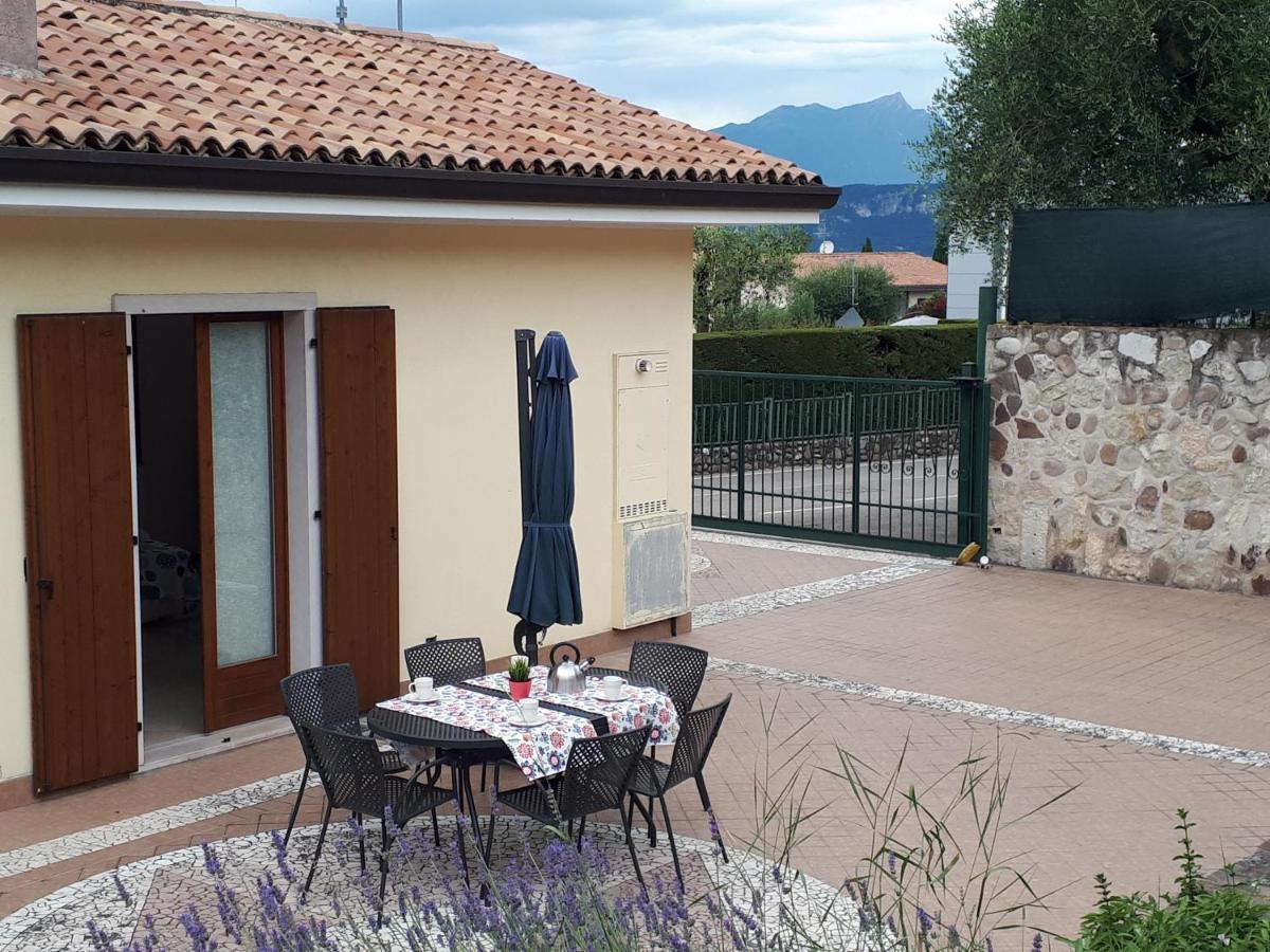 Appartamento Con Giardino A Cisano Di Bardolino Extérieur photo